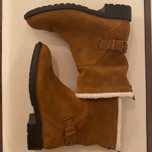 Cole Haan Quiana Bootie (Waterproof) - Picture 8 of 9